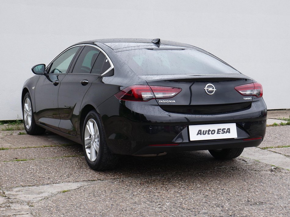 Opel Insignia 1.5T 