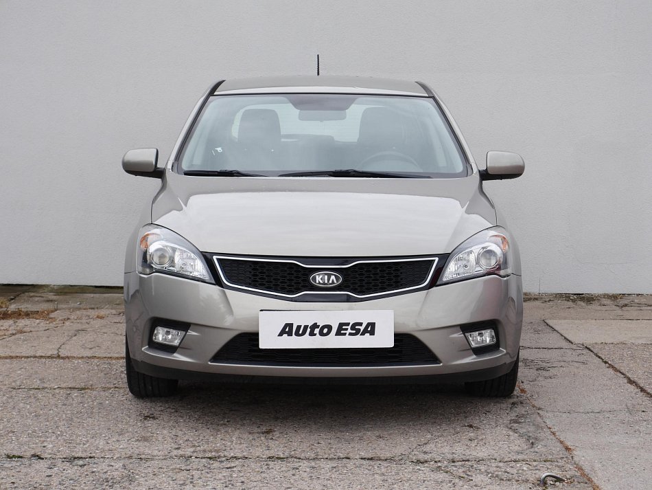 Kia Ceed 1.6 CVVT 