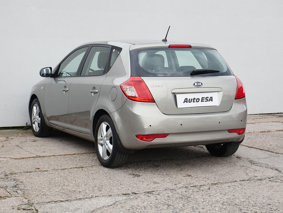 Kia Ceed 1.6 CVVT 
