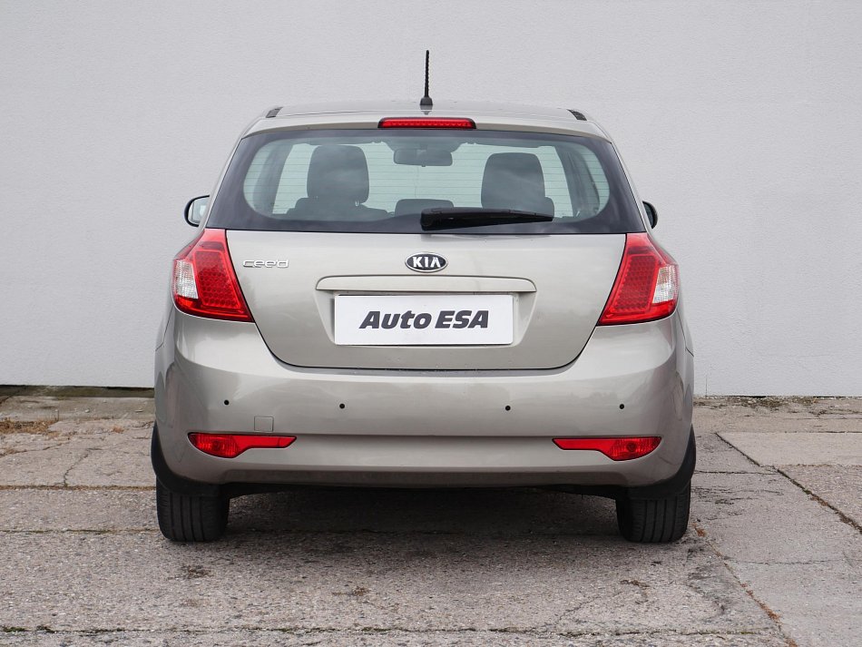 Kia Ceed 1.6 CVVT 