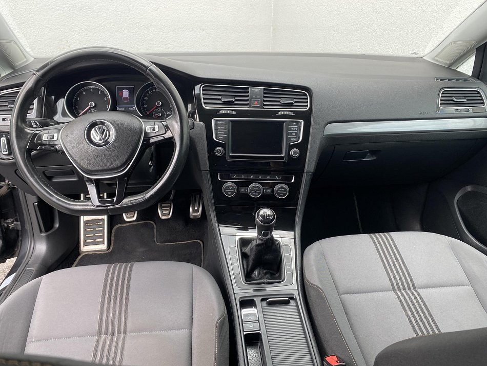 Volkswagen Golf 1.2 TSi Allstar