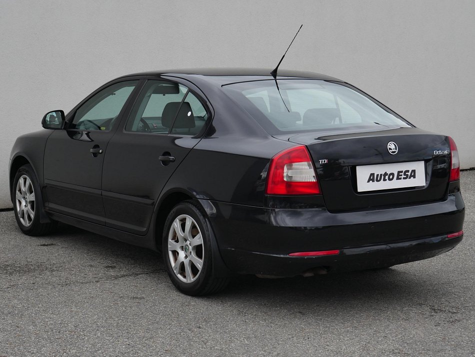 Škoda Octavia II 2.0 TDi Elegance