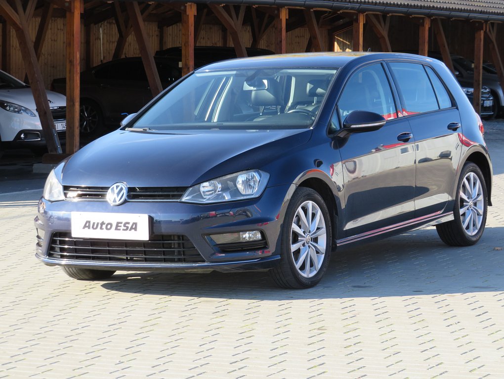 Volkswagen Golf 1.4TSi R-line