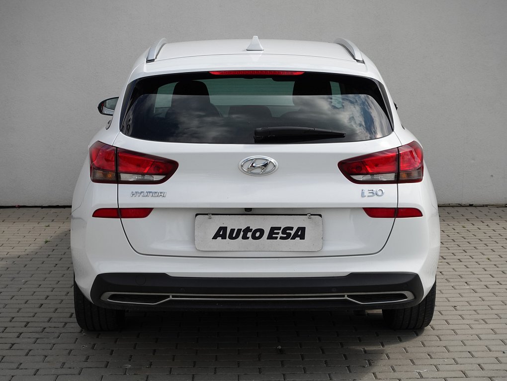 Hyundai I30 1.5 T-GDi Smart 48V