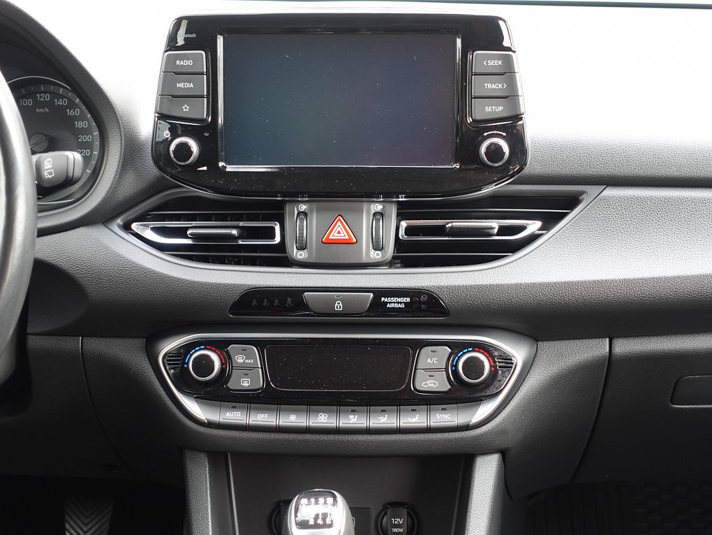 Hyundai I30 1.5 T-GDi Smart 48V