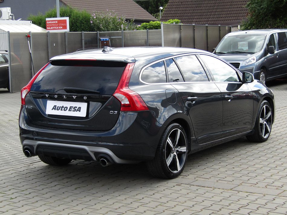 Volvo V60 2.0 D R-design