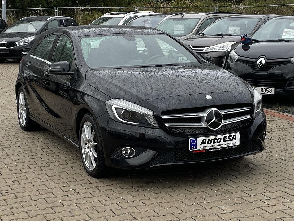 Mercedes-Benz Třída A 1.6i  A180