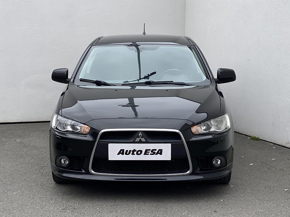 Mitsubishi Lancer 1.8 i Invite Sportback