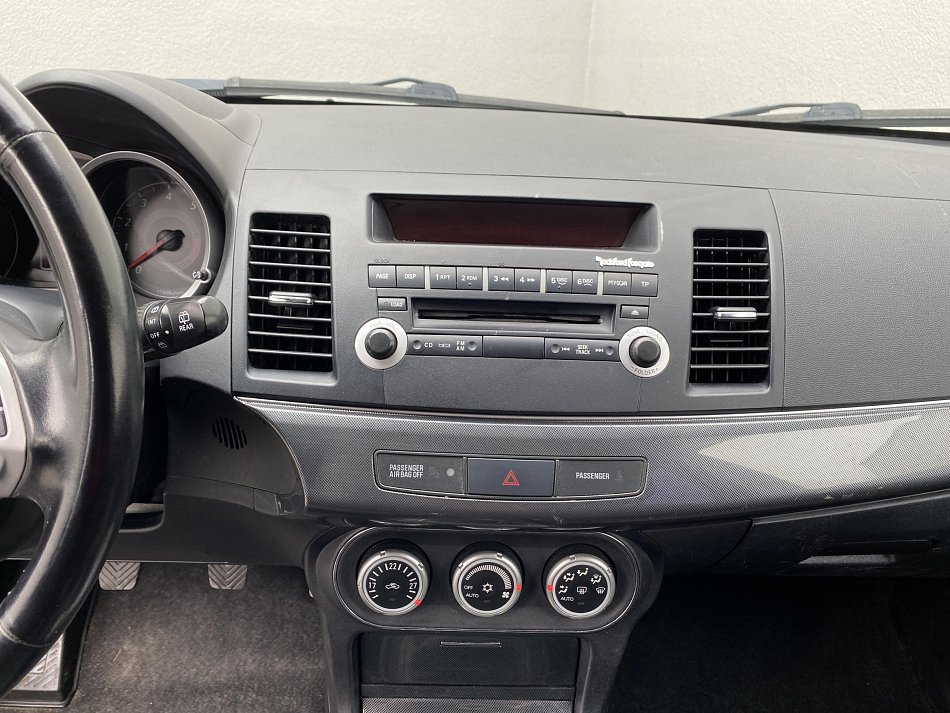 Mitsubishi Lancer 1.8 i Invite Sportback