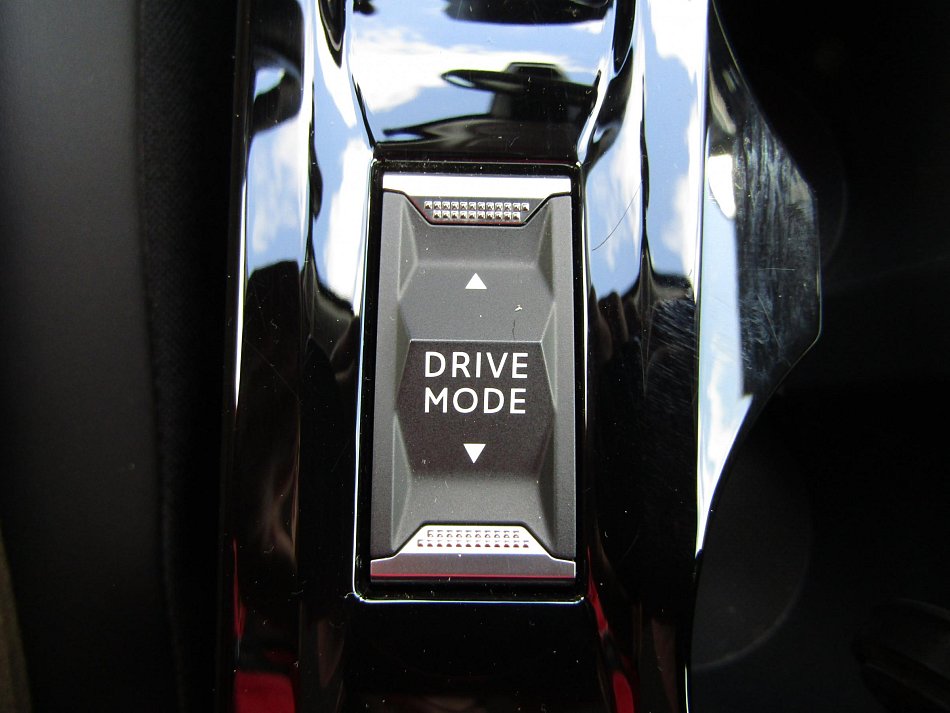 Peugeot 2008 1.2 PT Allure