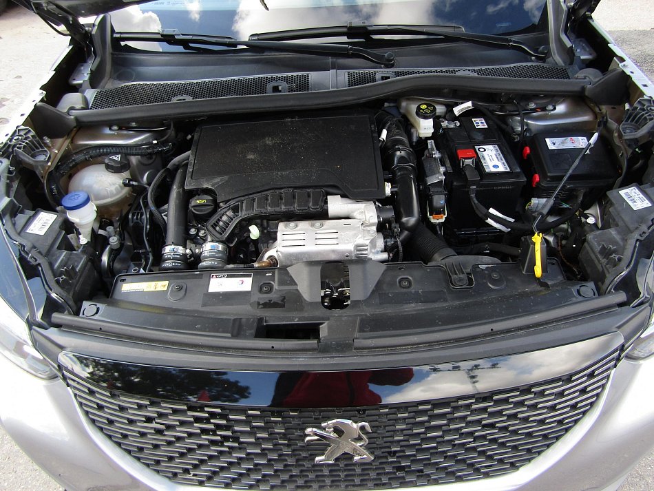 Peugeot 2008 1.2 PT Allure
