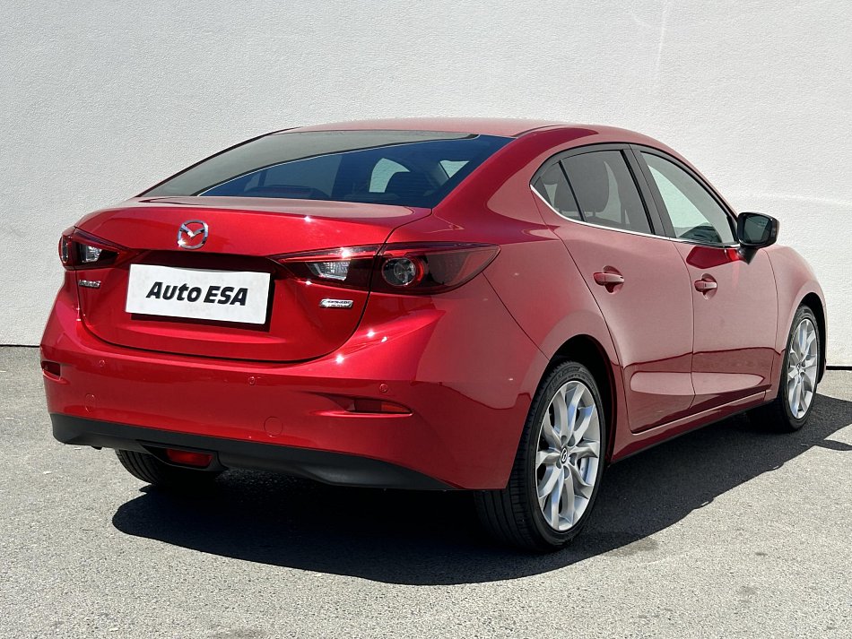 Mazda 3 2.0i Revolution