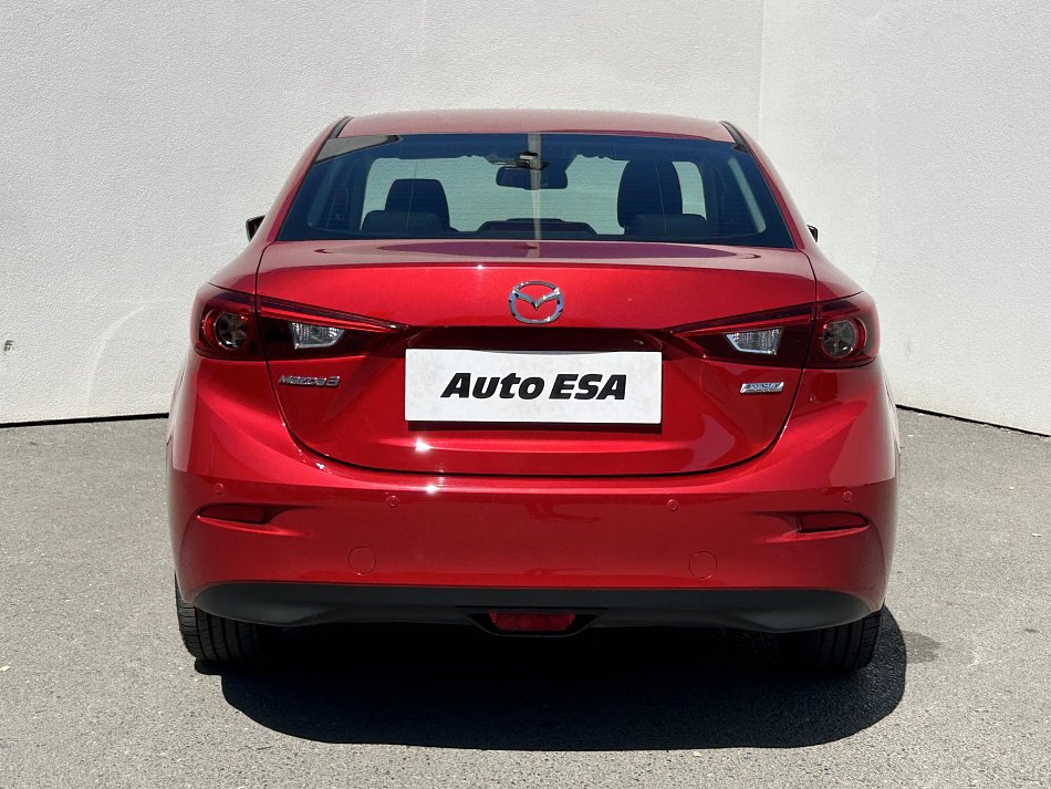 Mazda 3 2.0i Revolution