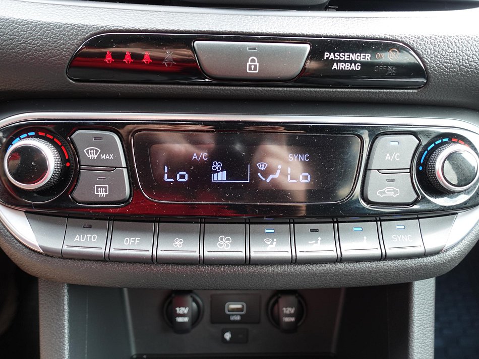 Hyundai I30 1.5 T-GDi Smart 48V