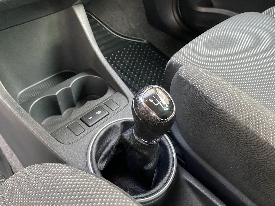 Škoda Fabia II 1.2i Sport