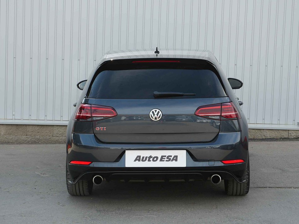 Volkswagen Golf 2.0 TSi GTi