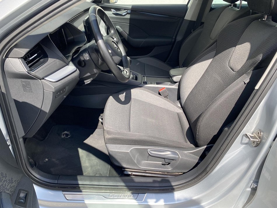 Škoda Octavia IV 1.5 TSi Ambition