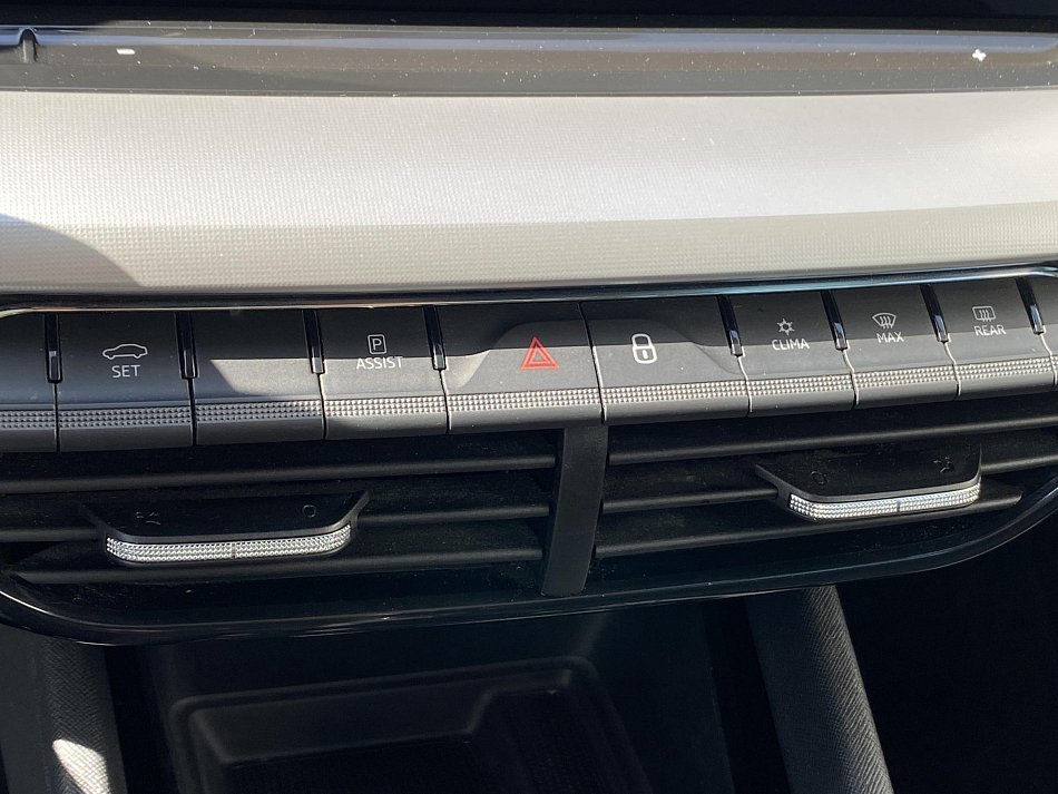 Škoda Octavia IV 1.5 TSi Ambition
