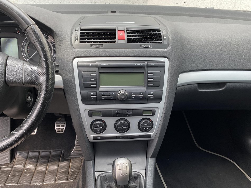 Škoda Octavia II 2.0 TDi 