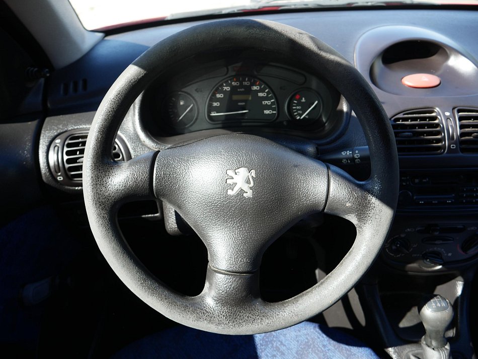 Peugeot 206 1.1 i 