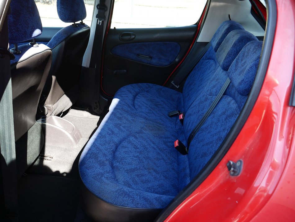 Peugeot 206 1.1 i 