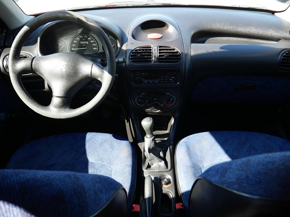Peugeot 206 1.1 i 