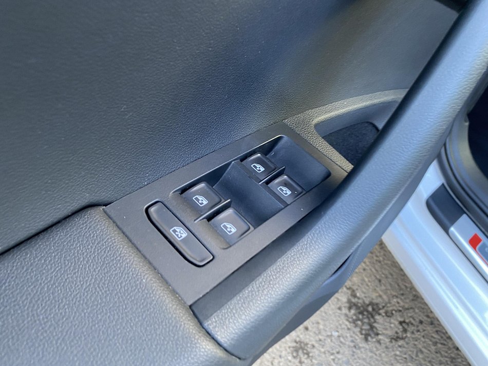 Škoda Octavia III 2.0 TDi RS Challange