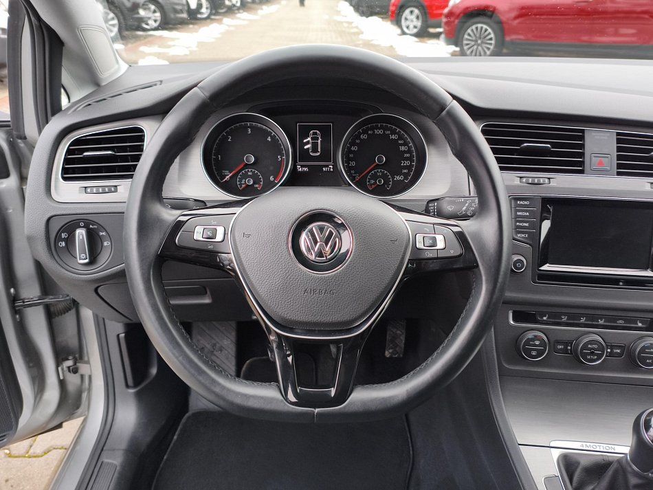 Volkswagen Golf 1.6 TDi Comfortline 4X4