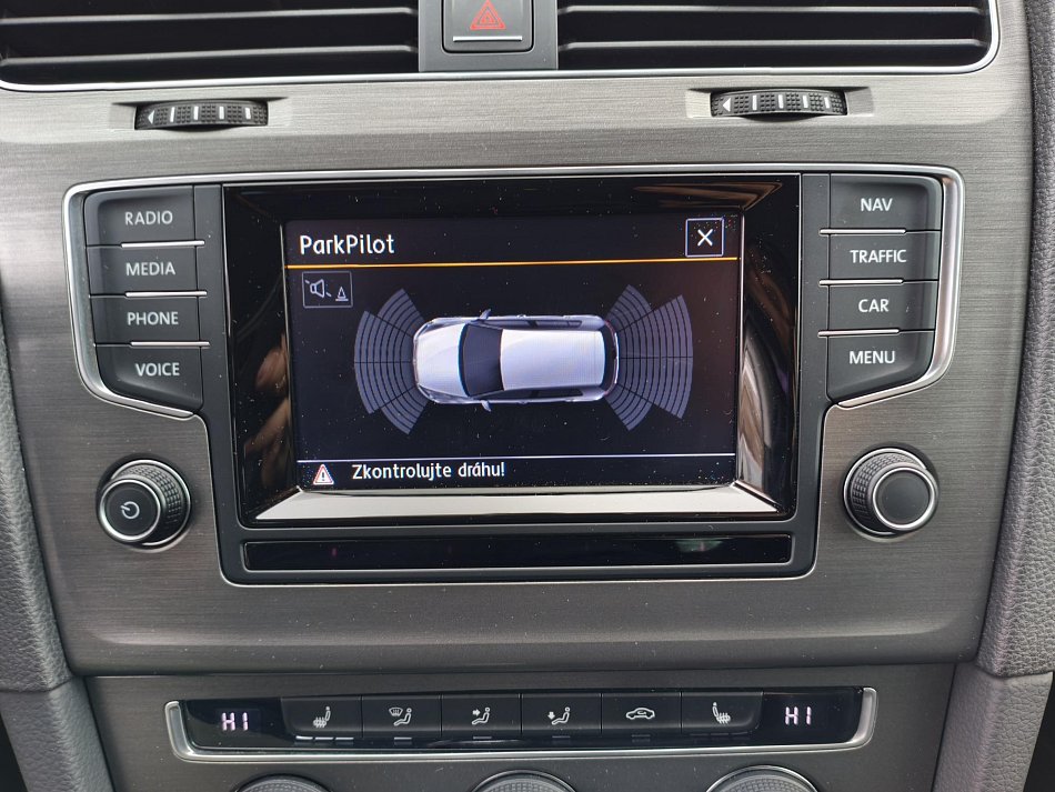 Volkswagen Golf 1.6 TDi Comfortline 4X4