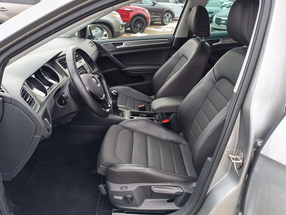 Volkswagen Golf 1.6 TDi Comfortline 4X4