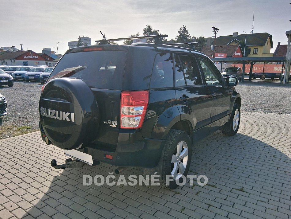 Suzuki Grand Vitara 2.4 
