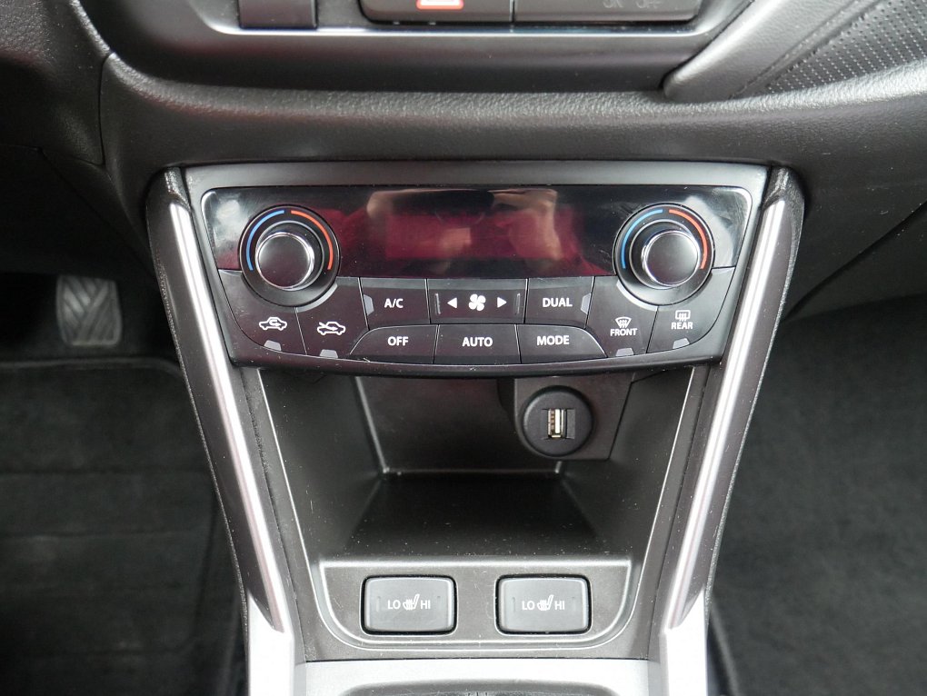 Suzuki SX4 1.4 T Premium