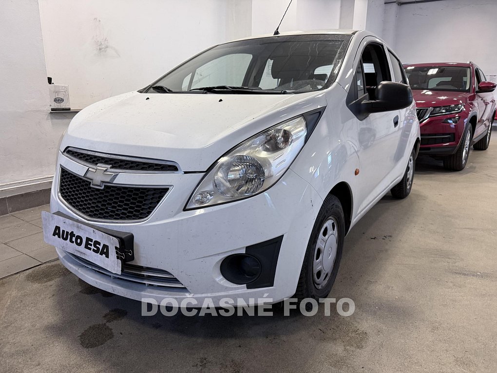 Chevrolet Spark 1.0i 