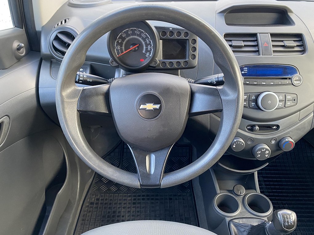 Chevrolet Spark 1.0i 