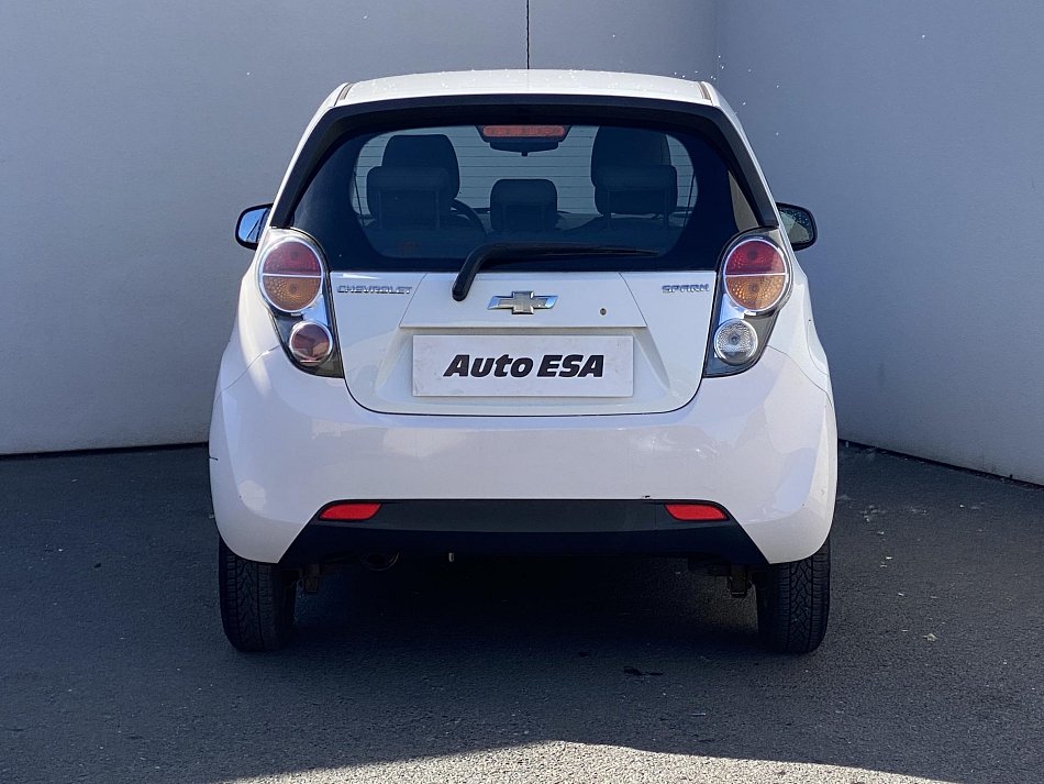 Chevrolet Spark 1.0i 