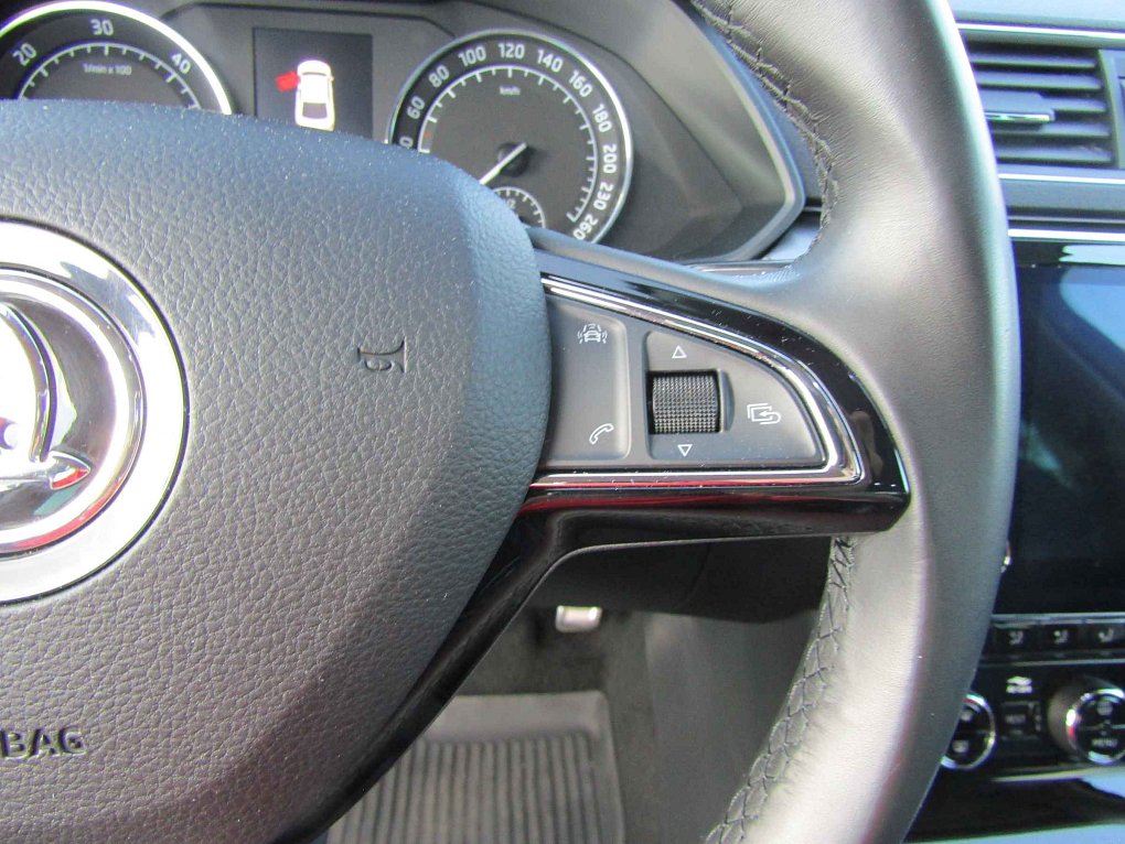 Škoda Superb III 2.0 TDi 