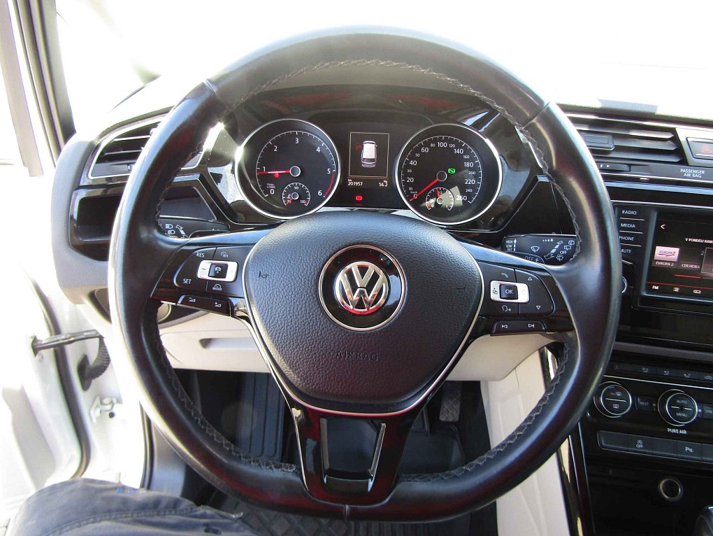 Volkswagen Touran 2.0 TDi 