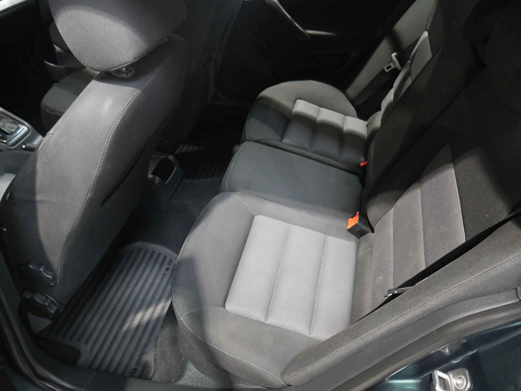 Škoda Octavia II 1.6i Ambiente