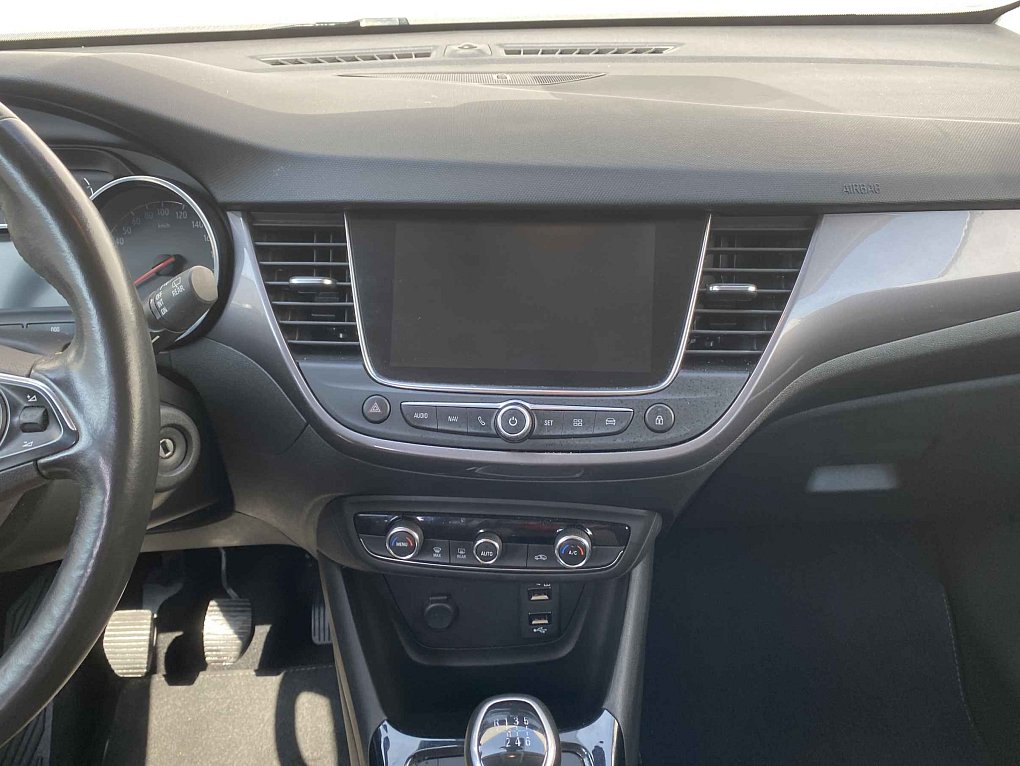 Opel Crossland X 1.2T Innovation