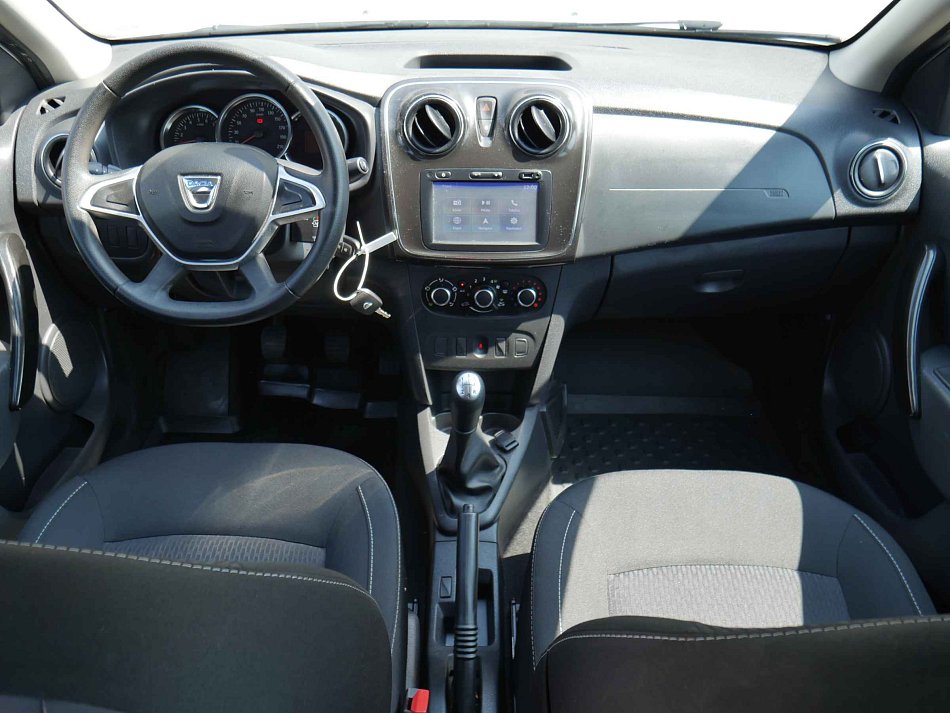 Dacia Logan 1.0i 