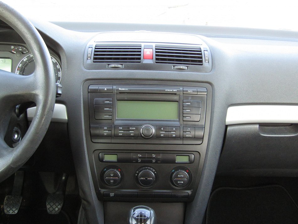Škoda Octavia II 1.9 TDi Ambiente