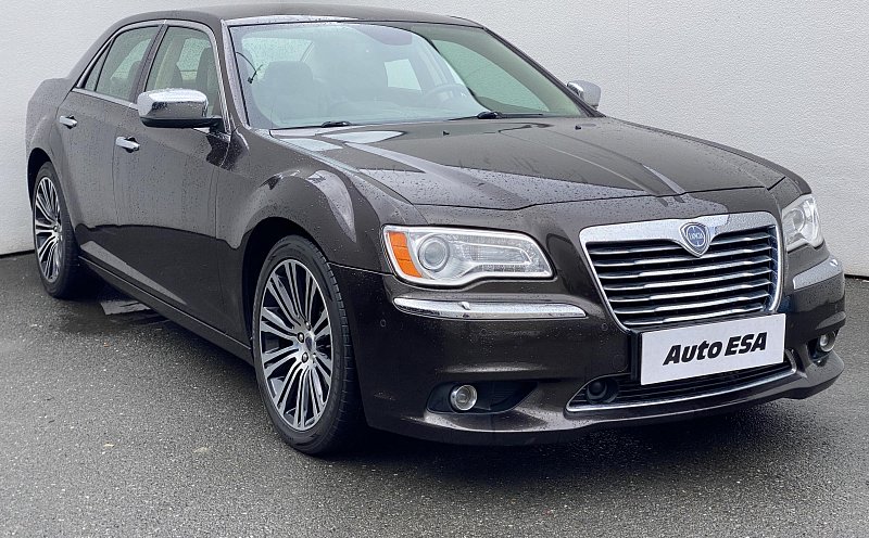 Lancia Thema 3.0CRD 