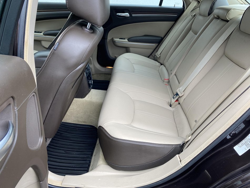 Lancia Thema 3.0CRD 