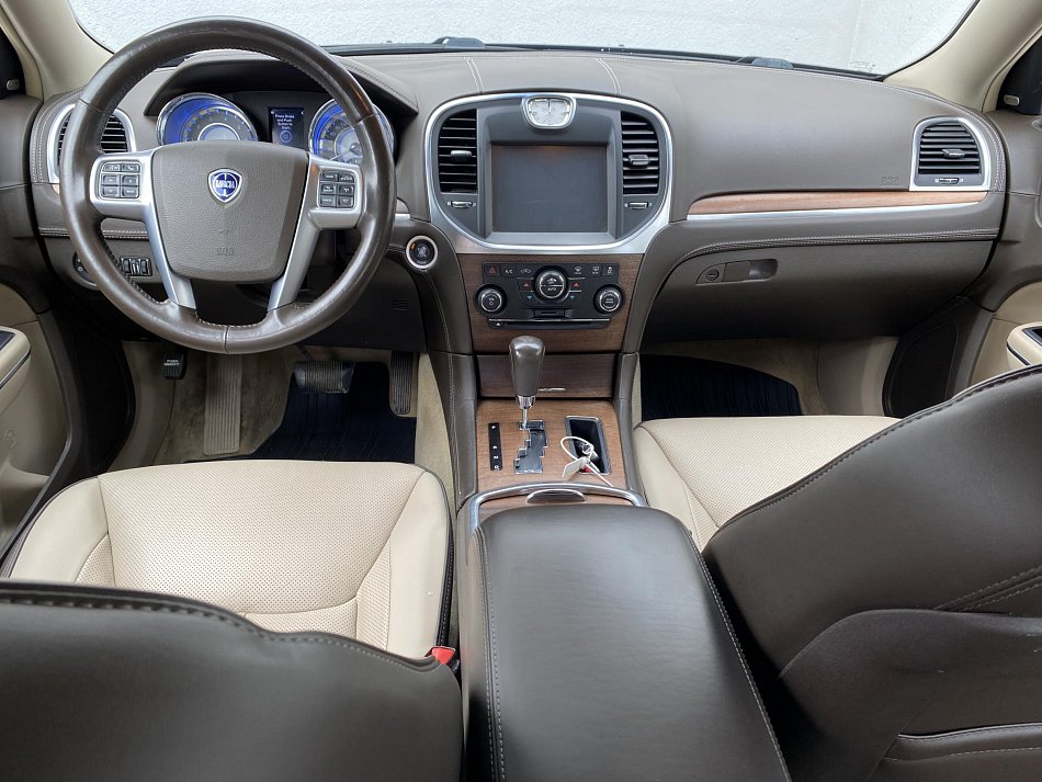 Lancia Thema 3.0CRD 