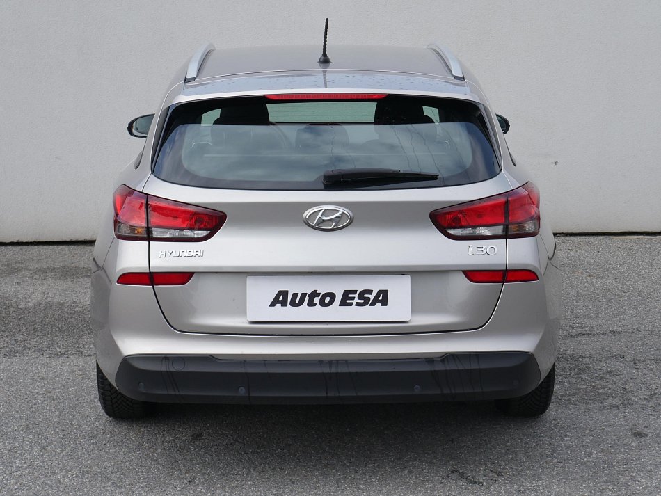 Hyundai I30 1.0 TGDi Trikolor Comfort