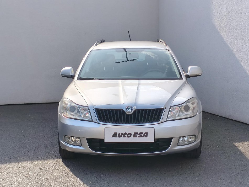 Škoda Octavia II 2.0TDi Elegance