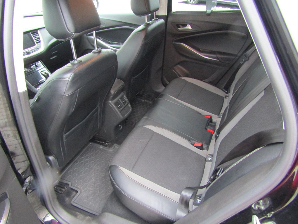 Opel Grandland X 1.2T 