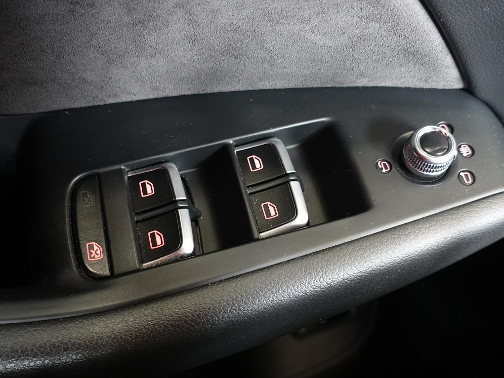 Audi SQ5 3.0V6TDi  Quattro