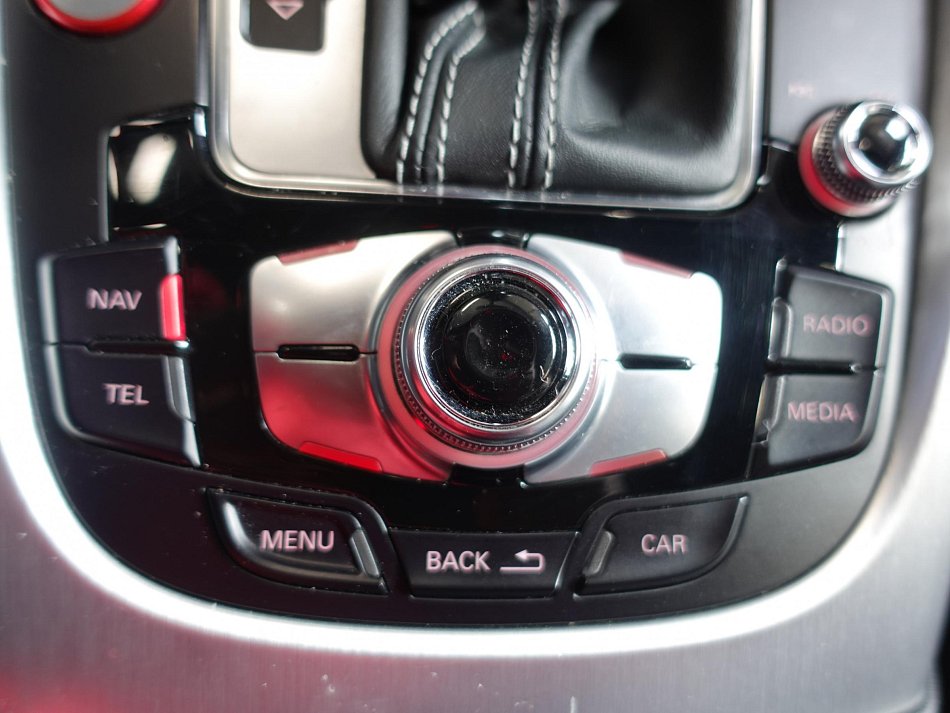 Audi SQ5 3.0V6TDi  Quattro