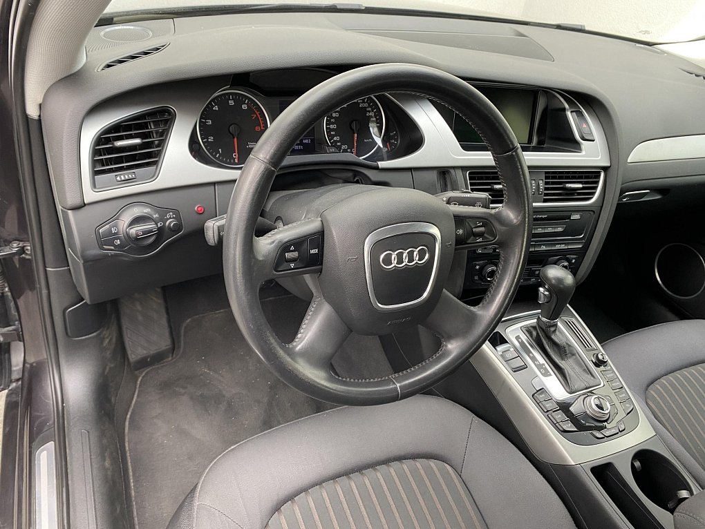 Audi A4 3.2FSI  Quattro